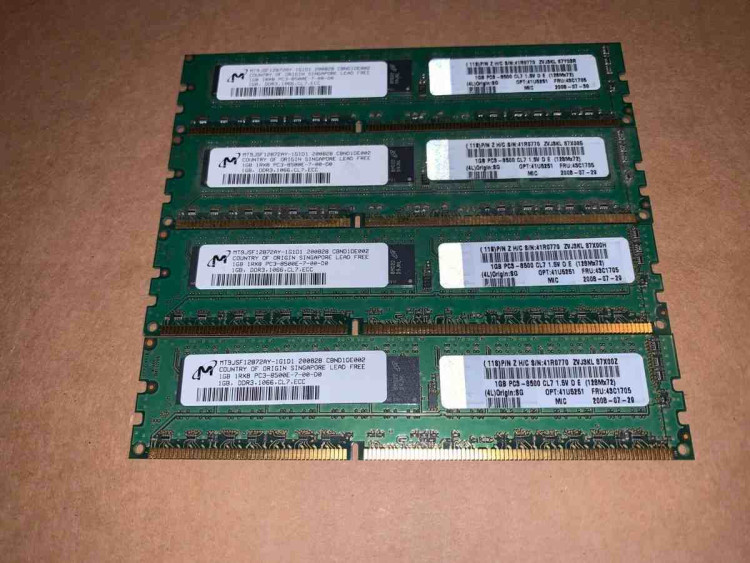 Lenovo 1Gb PC3-8500 DDR3 ECC SDRAM