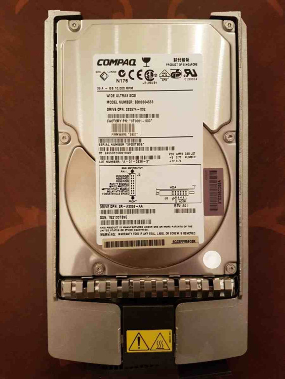 CLEAN TESTED 232574-002 HP 36.4GB 10K Ultra3 Universal HDD 80 Pins W/ Tray