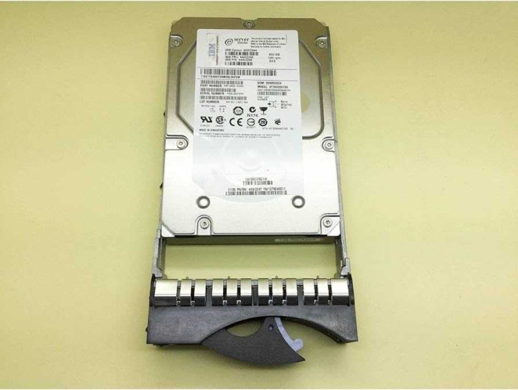 Жесткий диск IBM ExpSell 1x600Gb 15K (00NA631) Жесткий диск IBM ExpSell 1x600Gb 15K (00NA631)