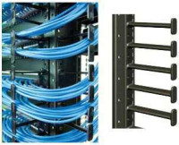 CABLE MANAGEMENT FOR A 7200 CHASSIS