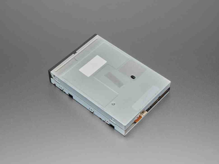 ML3*0 G5 FLOPPY DRIVE KIT