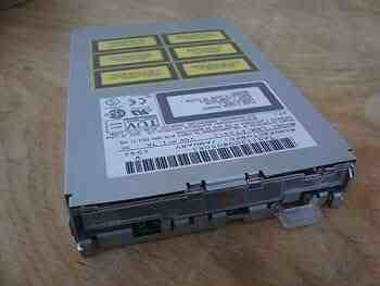 120MB LS120 'SuperDisk' Back Up Drive 120MB LS120 'SuperDisk' Back Up Drive