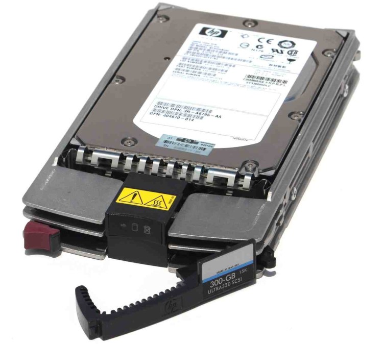 CLEAN TESTED BF30084971 HP 300GB 15K Ultra320 Universal HDD 80 Pins W/ Tray