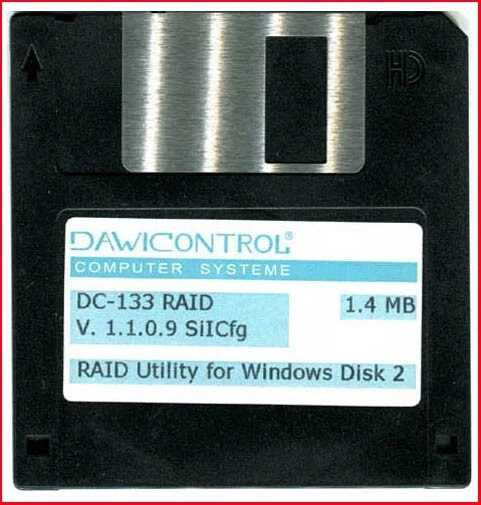 HP 9.1GB Multifunction Optical Drive High capacity, multifunction, R/W and WORM, 5.25 optical disk drive mechanism with embedded single ended SCSI-2 controller. Includes 1 technical manual." EOL