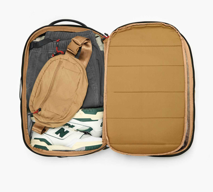 Travel Pack (Aero 2100 Series) Travel Pack (Aero 2100 Series)