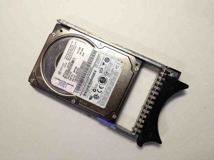 40K1020 IBM 73GB 10K SFF HS SAS HDD OPT 40K1020 IBM 73GB 10K SFF HS SAS HDD OPT
