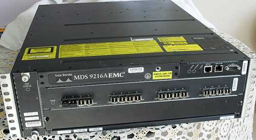 Cisco MDS 9216A Fabric Switch LL Cisco MDS 9216A Fabric Switch LL