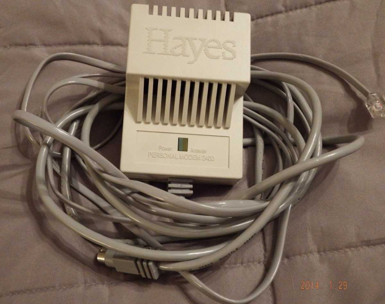 2400 BAUD MODEM (UK)