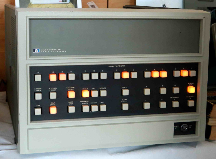 HP SERV TC2100/2110 NBD O-S RESP****