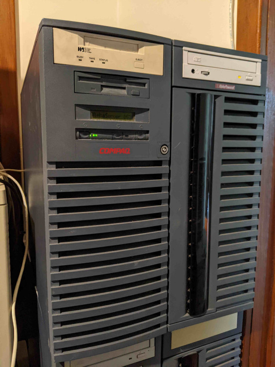 DS20E 6/500 1GB UNIX