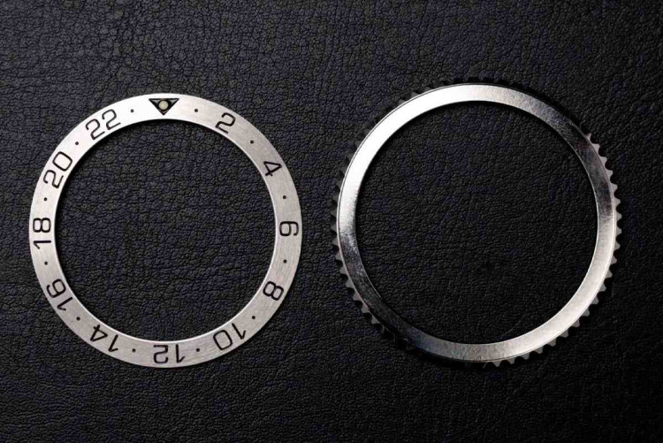 BEZEL,DRV CAGE BEZEL,DRV CAGE