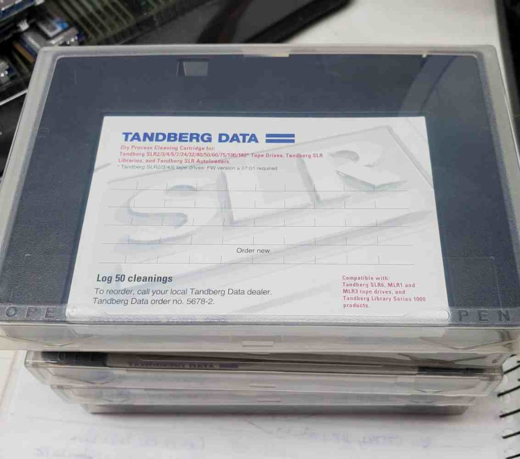 Tandberg Cleaningtape for SLR