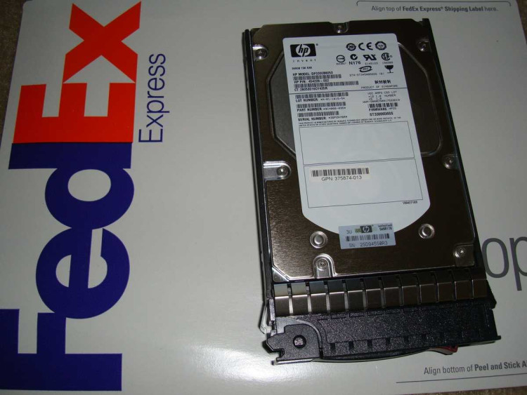 HP 300GB 15K SAS  3.5" DUAL PORT HARD DRIVE NEW BULK 9Z1066-035