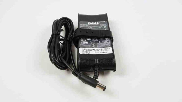 D SERIES AC ADAPTOR 65 WATT PA12