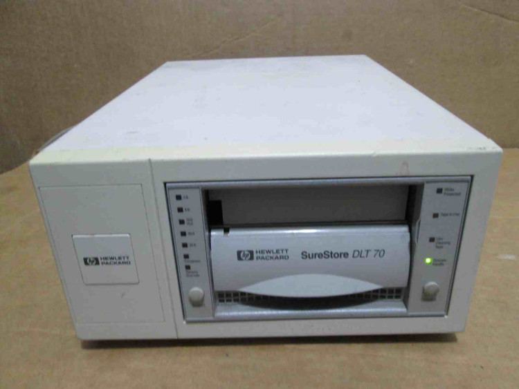 HP SURESTORE 35/70GB DLT70 SE/SCSI EXT