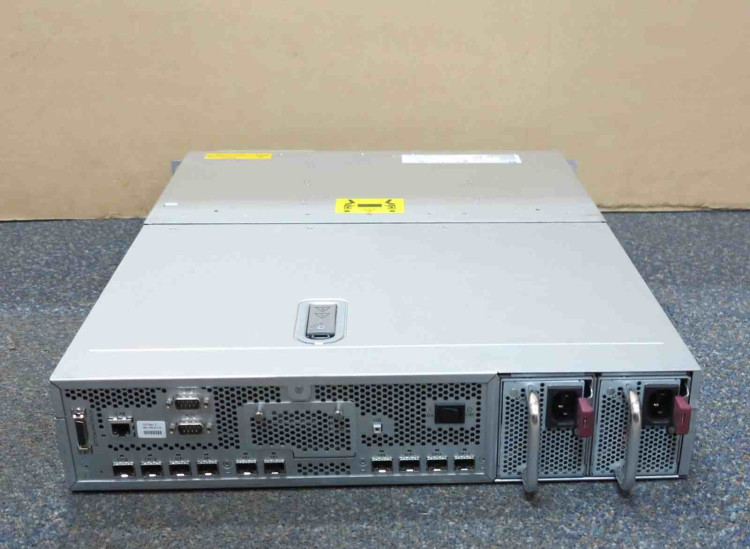 HP EVA8100 2C2D Array