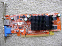 HP ATI Radeon x16 PCI-E X300SE 128MB****