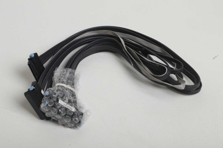 HP SAS/SATA 4 in 1 to 4 in 1 Cable see ref. spec