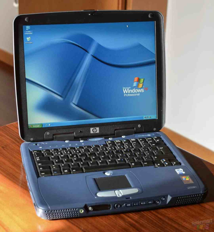 Omnibook XE3 15" LCD Dark Blue Complete