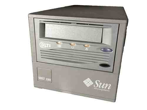 HP STORAGEWORKS 40/80GB StorageWorks DLT VS80 SCSI-2 HP STORAGEWORKS 40/80GB StorageWorks DLT VS80 SCSI-2