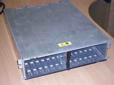 IBM FAStT EXP700 Storage Enclosure IBM FAStT EXP700 Storage Enclosure