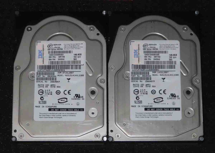 07N9353 IBM HITACHI 146.8GB 10K FC Fibre Channel Hard Drive