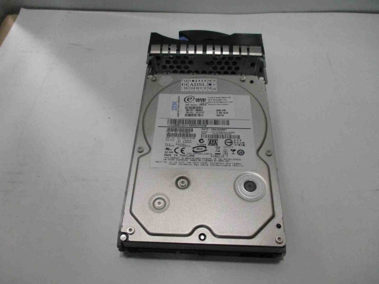 42C0467 IBM 250GB SATA HARD DRIVE 42C0467 IBM 250GB SATA HARD DRIVE