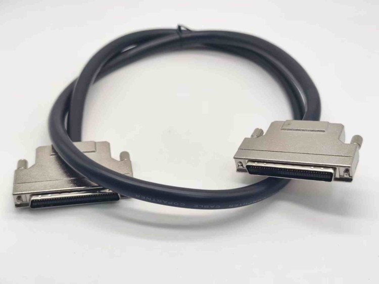 7.75 INCH 68 PIN SCSI SIGNAL CABLE