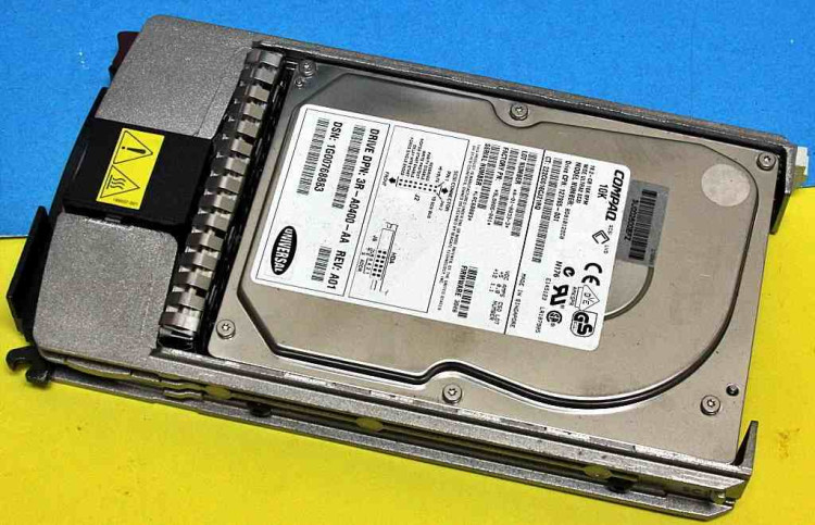 143920-001 HP 18.2GB WU2 10K SCA HD W/ TRAY 143920-001 HP 18.2GB WU2 10K SCA HD W/ TRAY