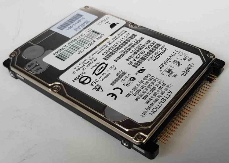 30.0GB ATA-100 EIDE hard disk drive - 30.0GB ATA-100 EIDE hard disk drive -