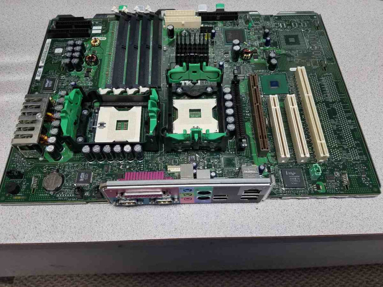 DELL PRECISION 450 SYSTEM BOARD DELL PRECISION 450 SYSTEM BOARD