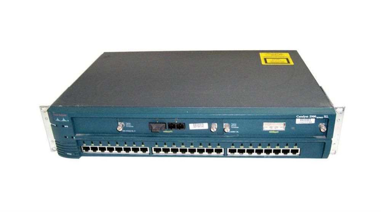24-Port 10/100 Switch w/2 Module Slots 24-Port 10/100 Switch w/2 Module Slots