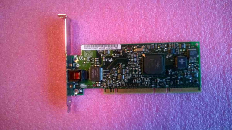 A65700 Dell PRO/1000 XT Single Port Server Adapter RJ45