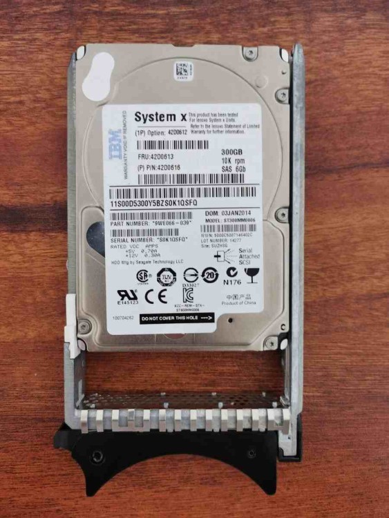 42D0616 IBM 300GB 10K 6GBPS 2.5 SFF HD 42D0616 IBM 300GB 10K 6GBPS 2.5 SFF HD