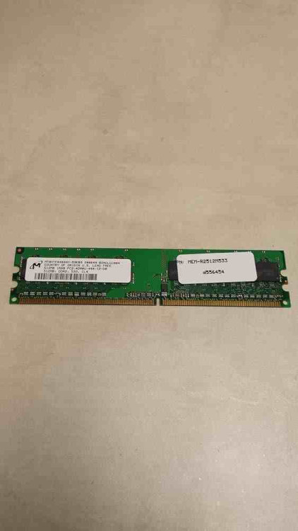 512MB PC4200 ECC DDR2 SDRAM 512MB PC4200 ECC DDR2 SDRAM
